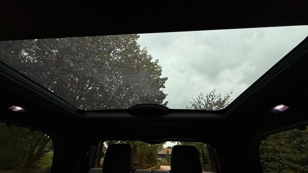 Land Rover Discovery R-dynamic Hse Black #26