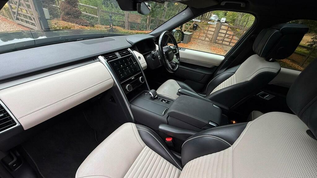 Land Rover Discovery R-dynamic Hse Black #10
