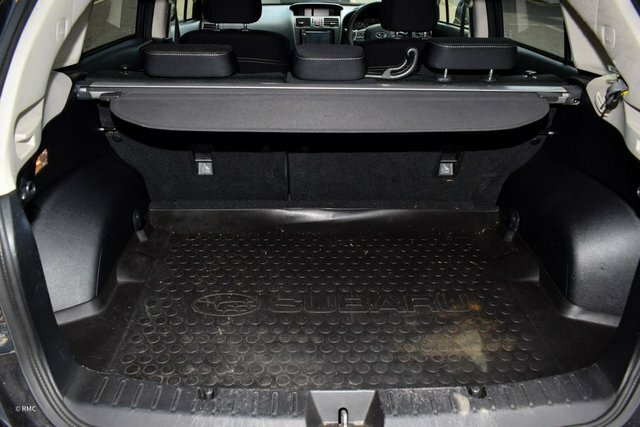 Subaru XV Hatchback Silver #15
