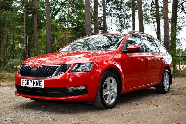 Skoda Octavia 2017 1.4 Tsi Se Estate Dsg Euro 6 Ss Red #5