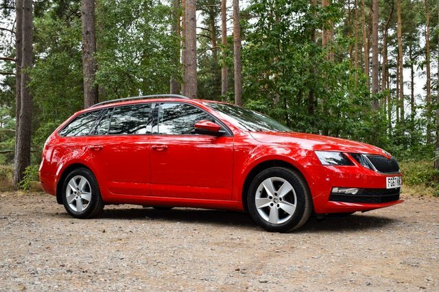 Skoda Octavia 2017 1.4 Tsi Se Estate Dsg Euro 6 Ss Red