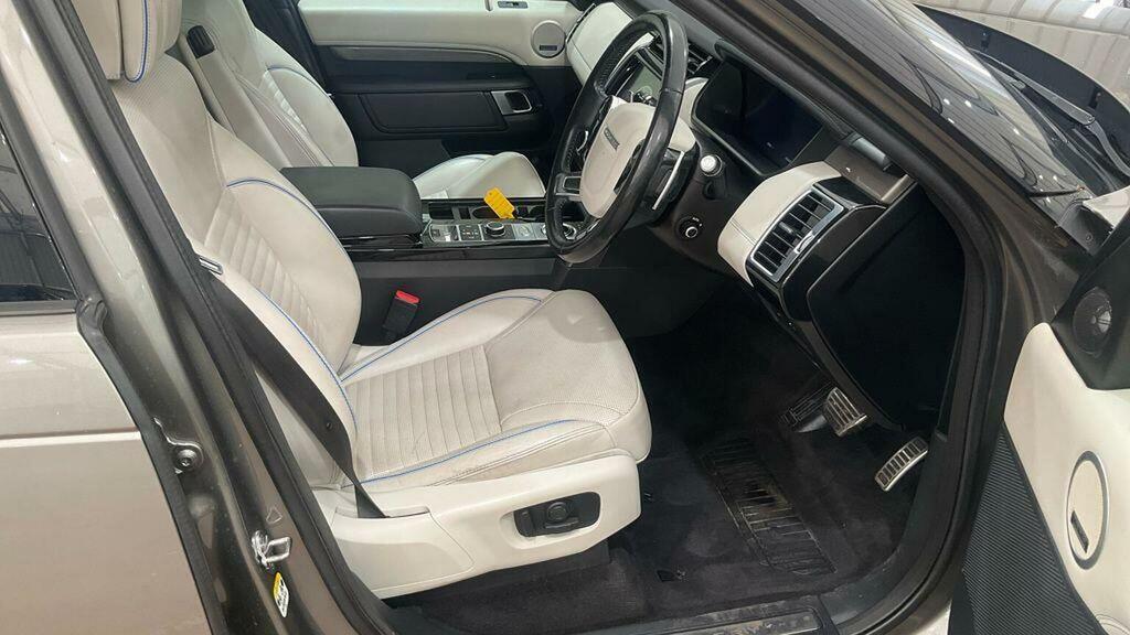 Land Rover Discovery 2.0 Si4 Hse Luxury 4Wd Euro 6 Ss Silver #3