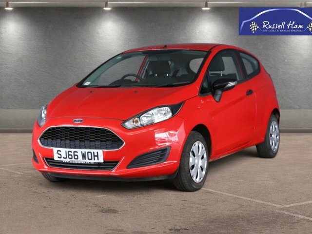 Ford Fiesta 1.25 Studio Hatchback Euro 6 60 SJ66WOH Red #3