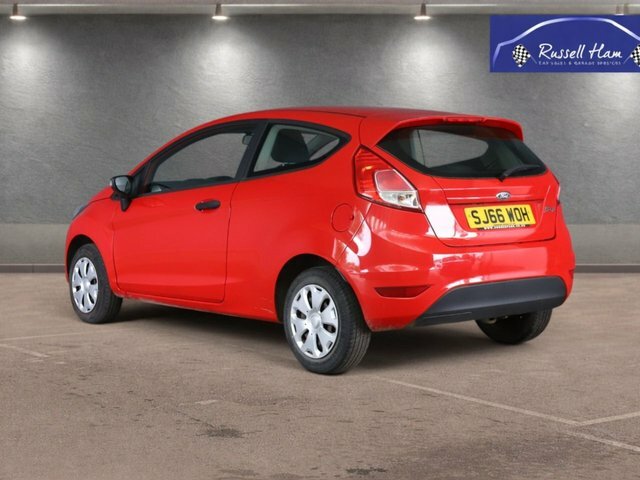Ford Fiesta 1.25 Studio Hatchback Euro 6 60 SJ66WOH Red #5