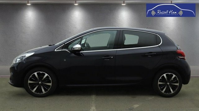Peugeot 208 1.2 Puretech Tech Edition Hatchback Man Blue #2