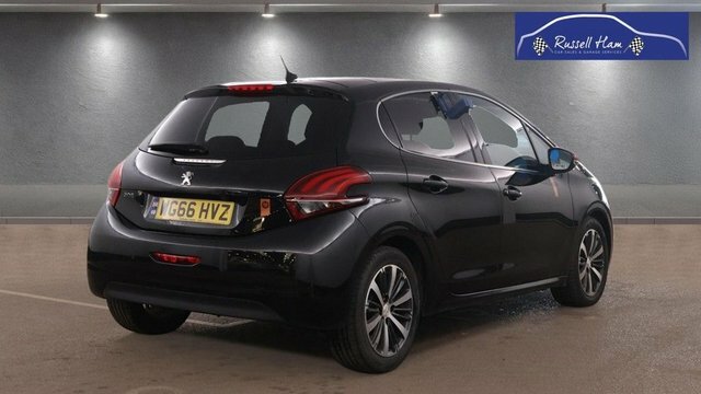 Peugeot 208 1.2 Puretech Roland Garros Hatchback Ma Black #5