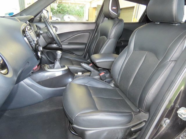 Nissan Juke Tekna Dci White #11
