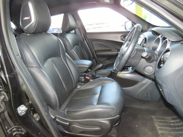 Nissan Juke Tekna Dci White #7