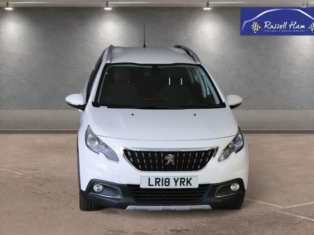 Peugeot 2008 1.2 Puretech Allure Suv Euro 6 White #2