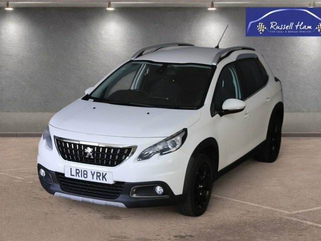 Peugeot 2008 1.2 Puretech Allure Suv Euro 6 White #3