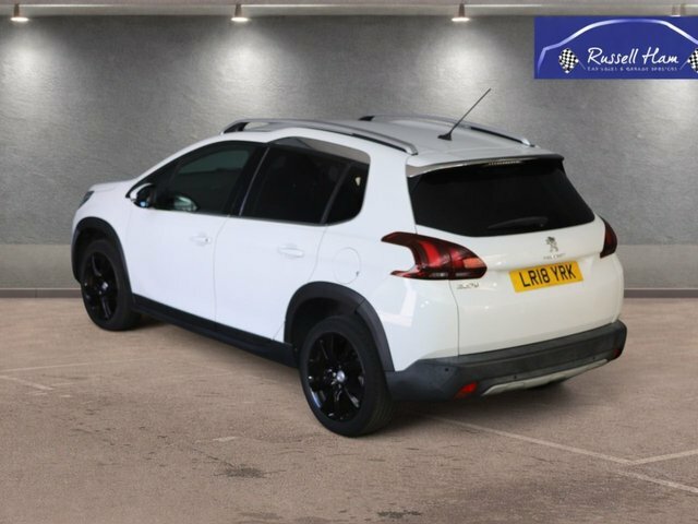 Peugeot 2008 1.2 Puretech Allure Suv Euro 6 White #5