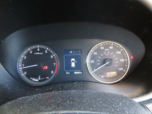 Hyundai I20 Se Red #8
