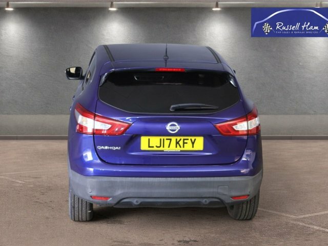 Nissan Qashqai 1.5 Dci N-connecta Suv 2Wd Euro Blue #3