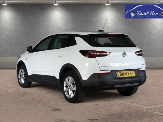 Vauxhall Grandland X 1.6 Turbo D Blueinjection Se Suv White #5