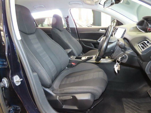 Peugeot 308 1.6 Bluehdi 100 Active Grey #7