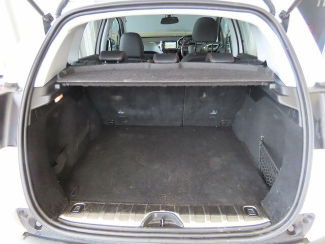 Peugeot 2008 1.2 Puretech Active Euro 6 White #12