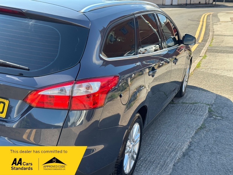 Ford Focus 1.6 Zetec Estate Powershift Euro 5 125 Blue #18