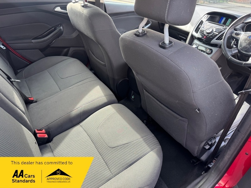 Ford Focus 2013 Ford Focusnbsp1.6 Zetec Euro 5 Silver #16