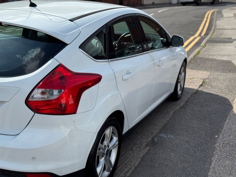 Ford Focus 1.6T Ecoboost Titanium Estate Eu Blue #16