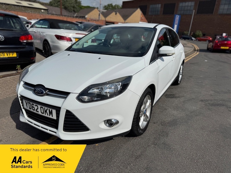 Ford Focus 1.6T Ecoboost Titanium Estate Eu Blue #1