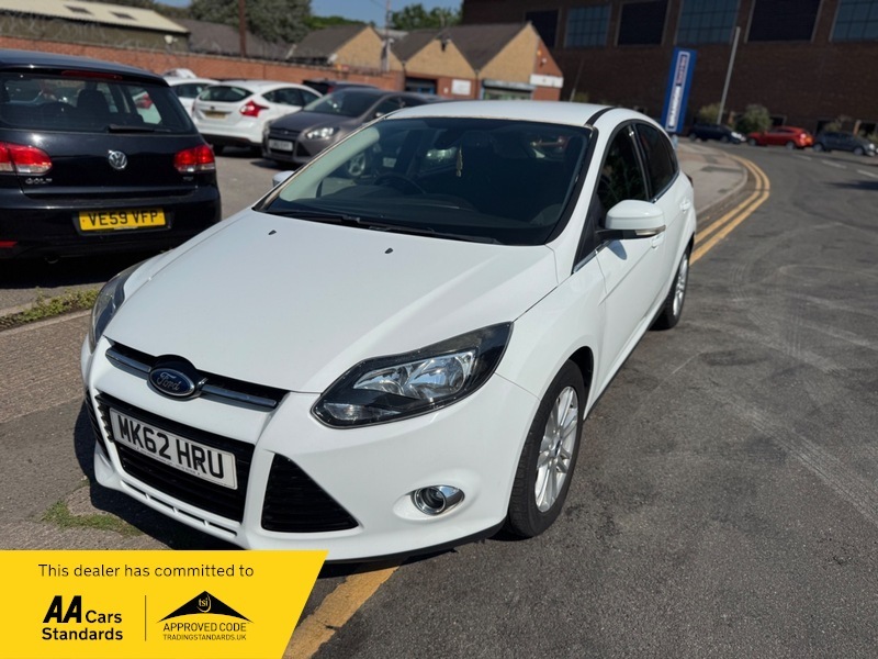 Ford Focus 1.6 Titanium Powershift Euro White