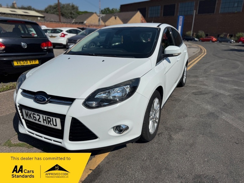 Ford Focus 1.6 Titanium Powershift Euro MK62HRU White #2