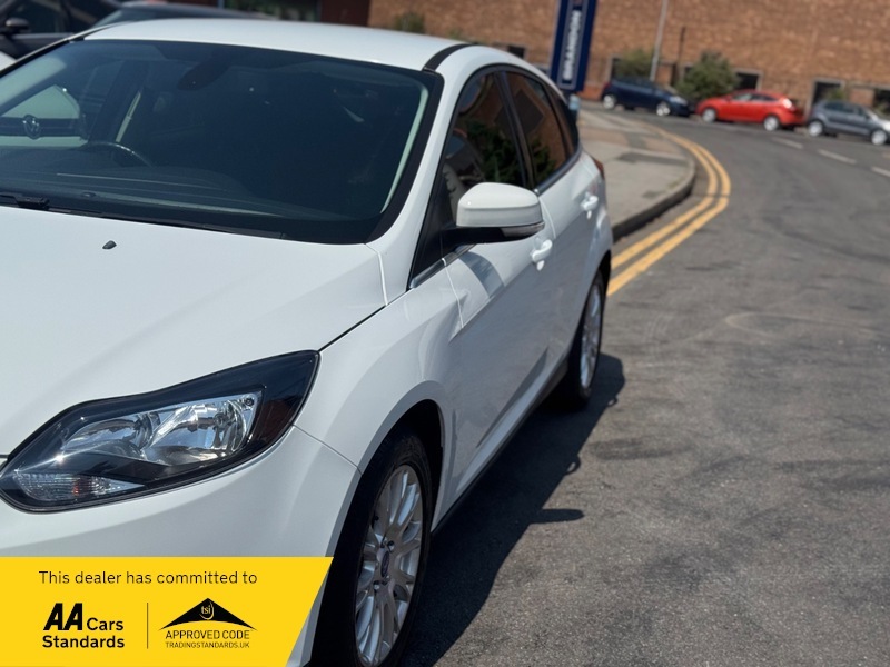Ford Focus 1.6L Zetec Tdci Estate Euro 5 1 Black #14