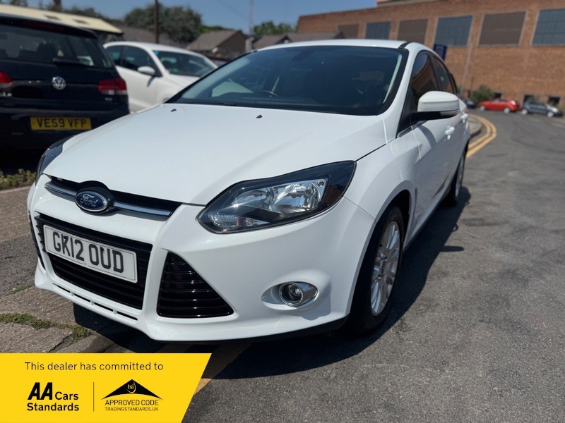 Ford Focus 1.6L Zetec Tdci Estate Euro 5 1 Black #2