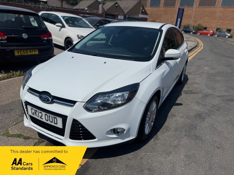 Ford Focus 1.6L Zetec Tdci Estate Euro 5 1 Black #1