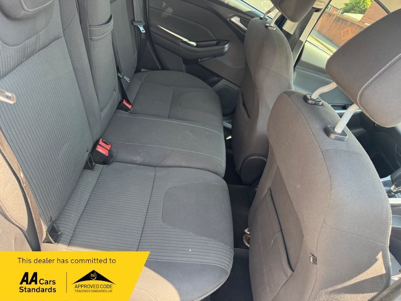Ford Focus 1.6L Zetec Tdci Estate Euro 5 1 Black #28