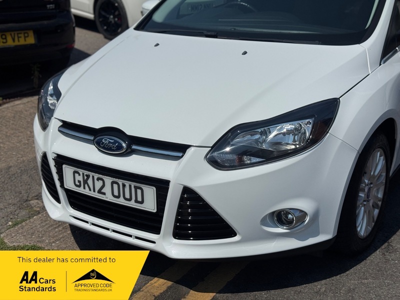 Ford Focus 1.6L Zetec Tdci Estate Euro 5 1 Black #13