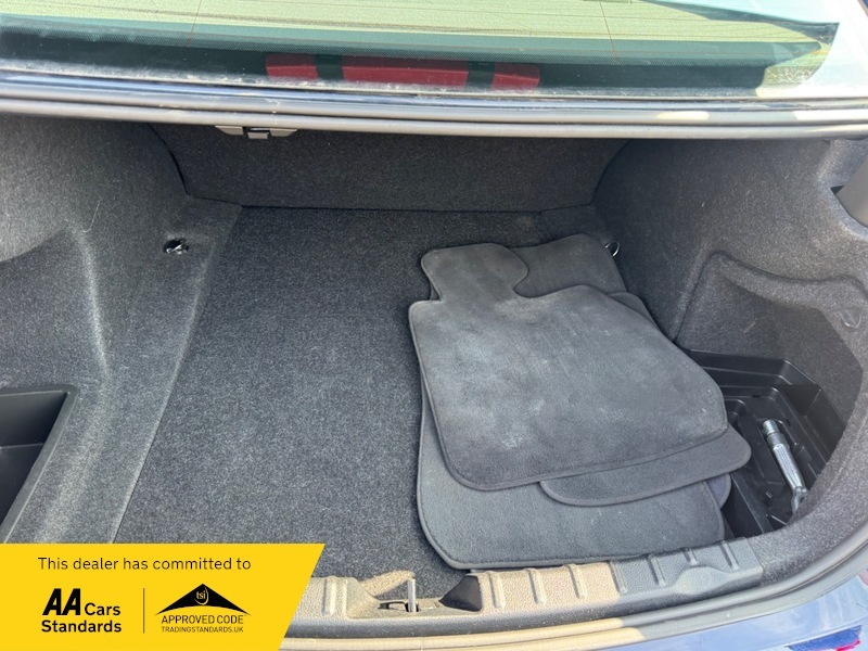 BMW 3 Series Estate Black #33