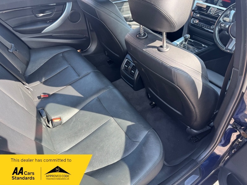 BMW 3 Series Estate Black #29