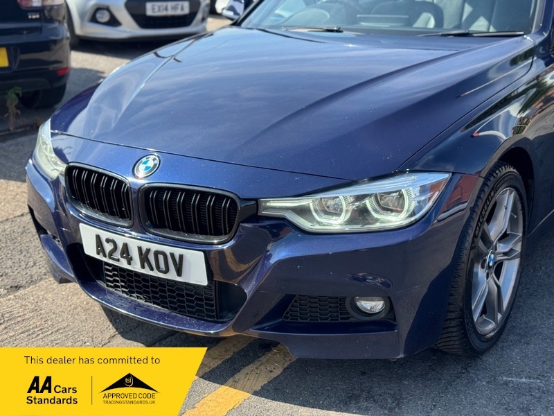 BMW 3 Series Estate Black #13