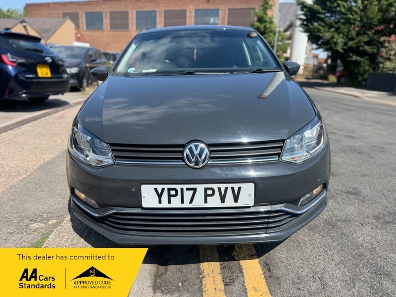 Volkswagen Polo 1.2 Tsi Bluemotion Tech Grey #4