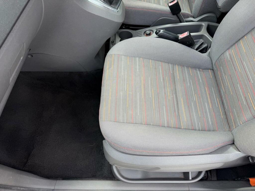Ford C-Max 2.0 Zetec 5-Door Blue #16