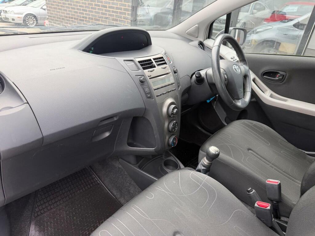 Toyota Yaris 1.33 Dual Vvt-i Tr Multimode Euro 4 Ss Black #16