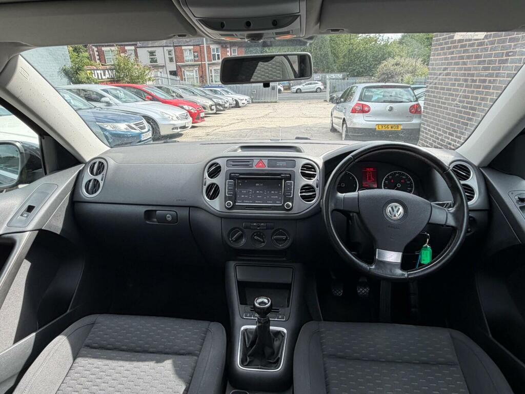 Volkswagen Tiguan Sport Tdi 4Motion Silver #23