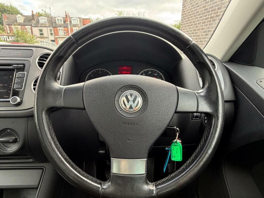Volkswagen Tiguan Sport Tdi 4Motion Silver #29