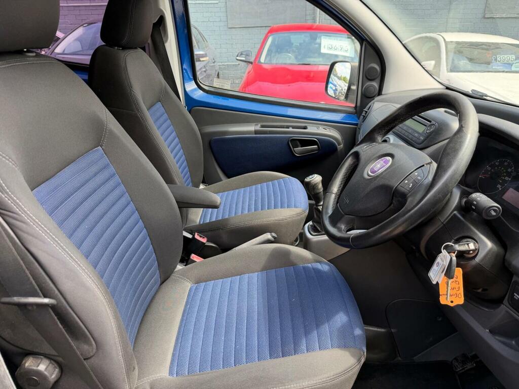 Fiat Qubo Mpv Active 200959 Red #24