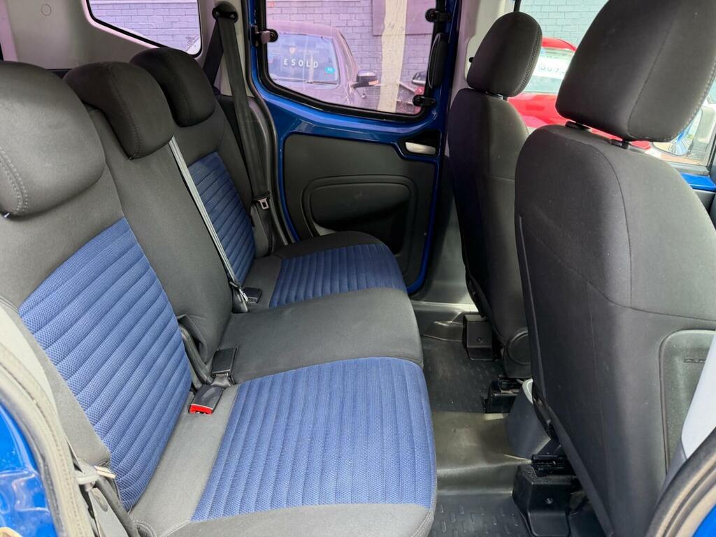 Fiat Qubo Mpv Active 200959 Red #33