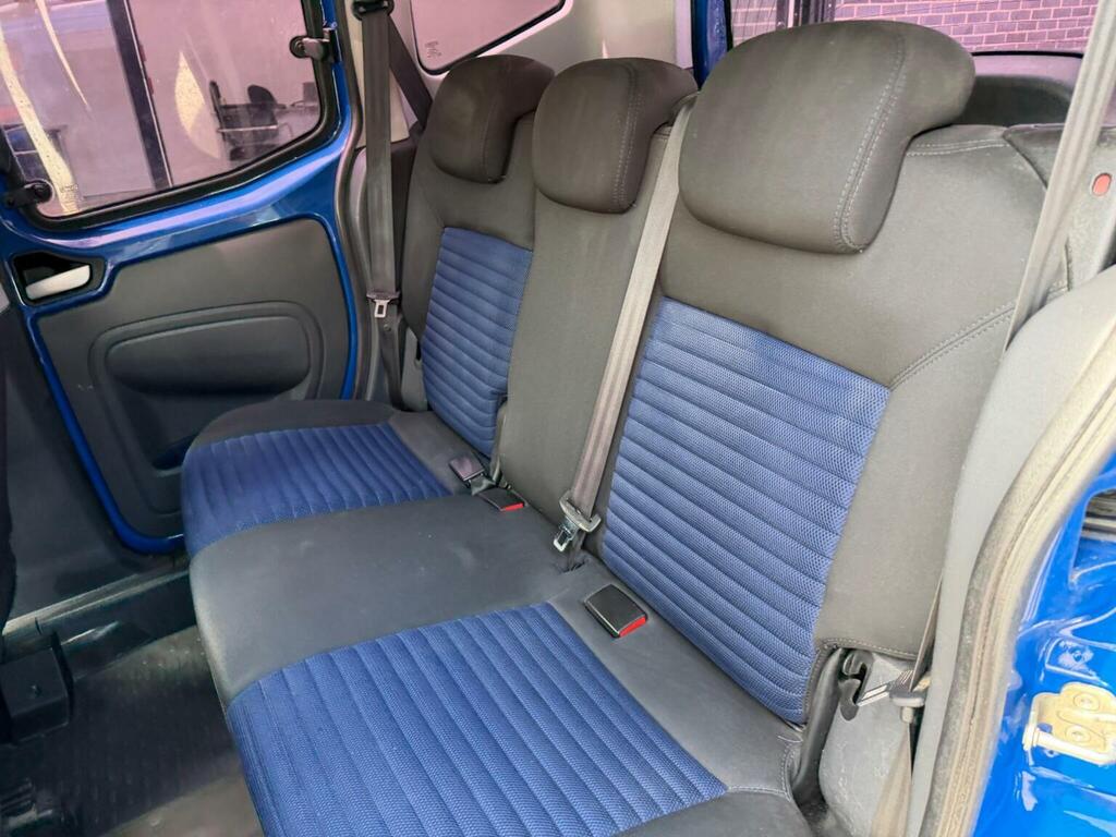 Fiat Qubo Mpv Active 200959 Red #28
