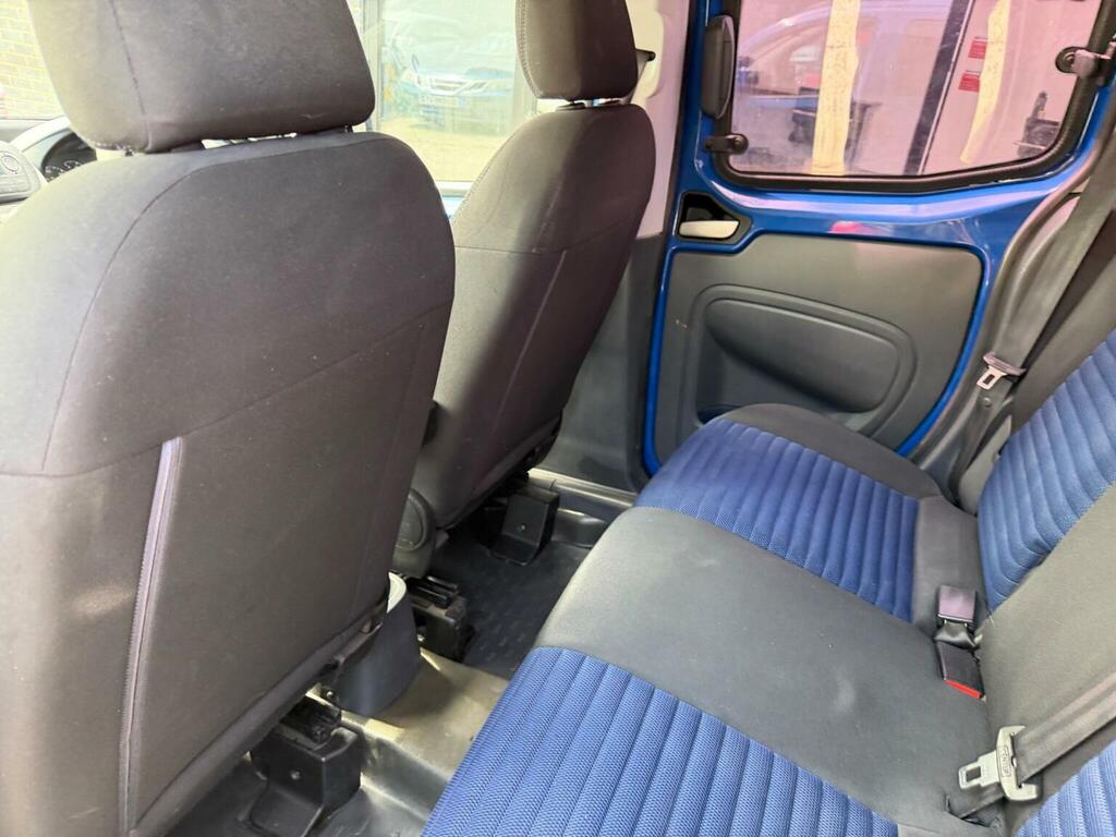 Fiat Qubo Mpv Active 200959 Red #26