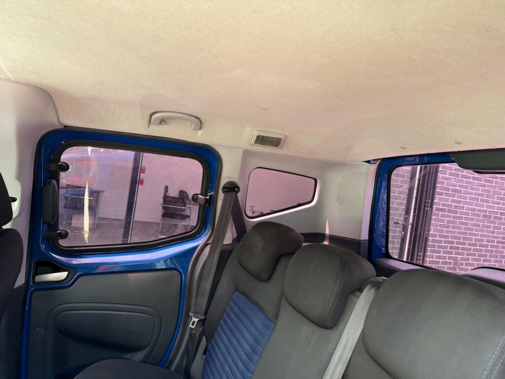 Fiat Qubo Mpv Active 200959 Red #25