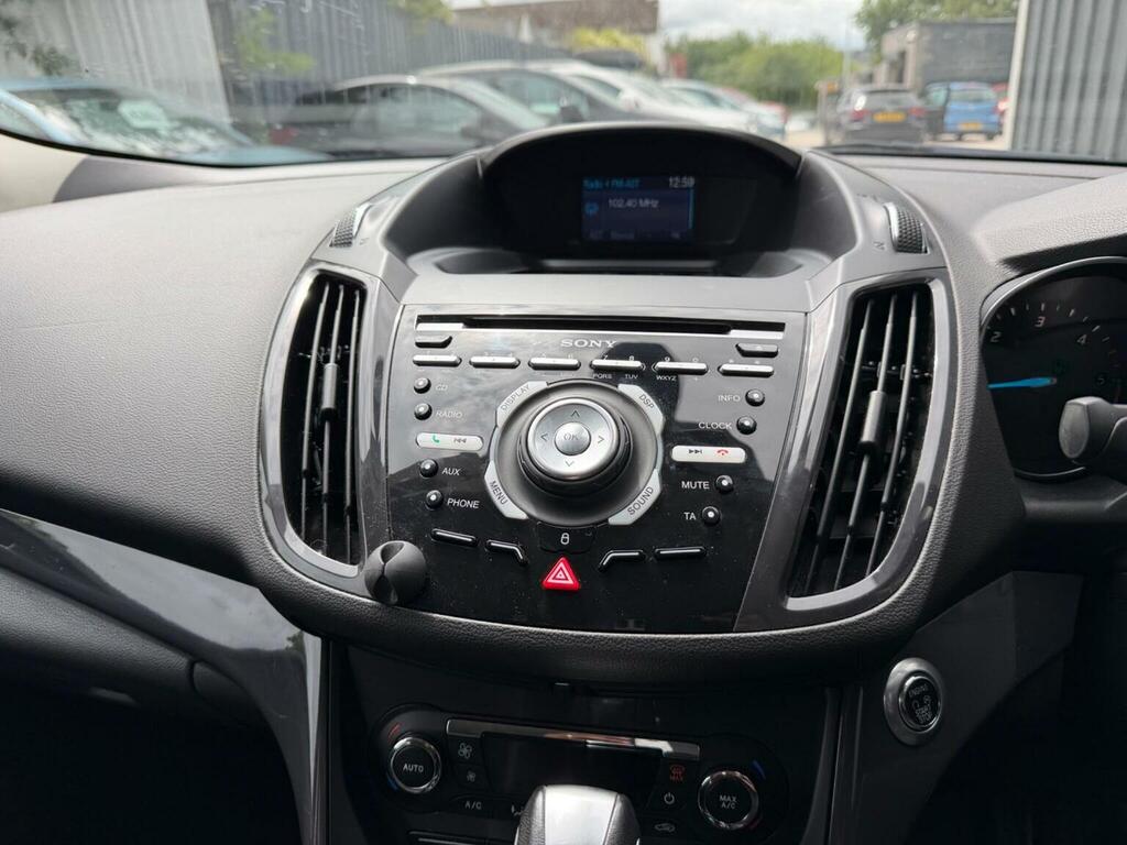 Ford Kuga 2.0 Tdci Zetec Suv 2Wd 139 Gkm #15
