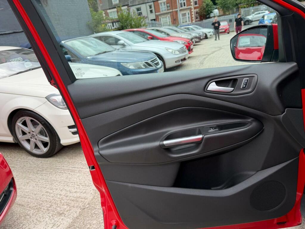 Ford Kuga 2.0 Tdci Zetec Suv 2Wd 139 Gkm #34