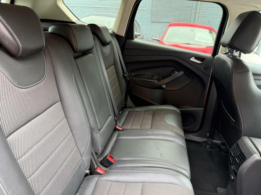 Ford Kuga 2.0 Tdci Zetec Suv 2Wd 139 Gkm #30