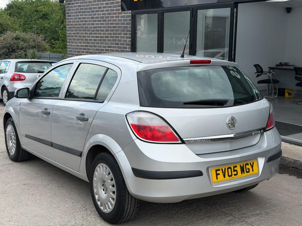 Vauxhall Astra 1.8I 16V Life Silver #6
