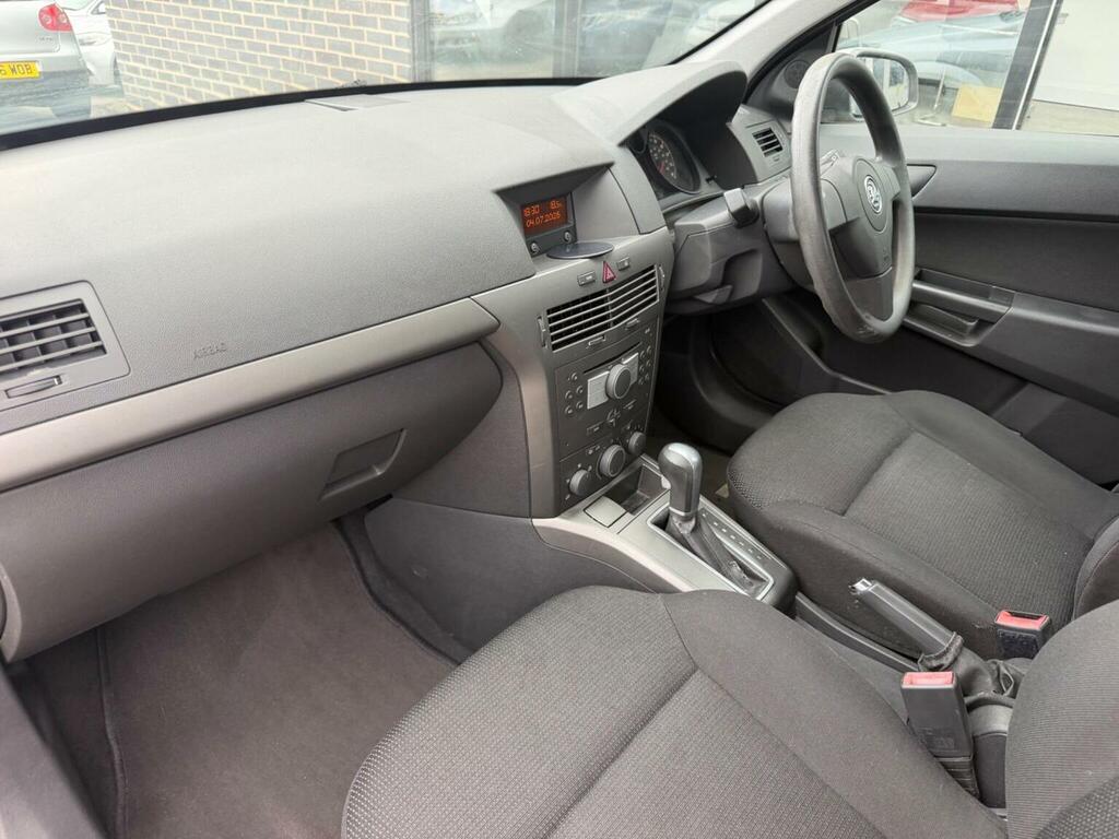 Vauxhall Astra 1.6 Sxi 16V Twinport 3-Door Silver #16