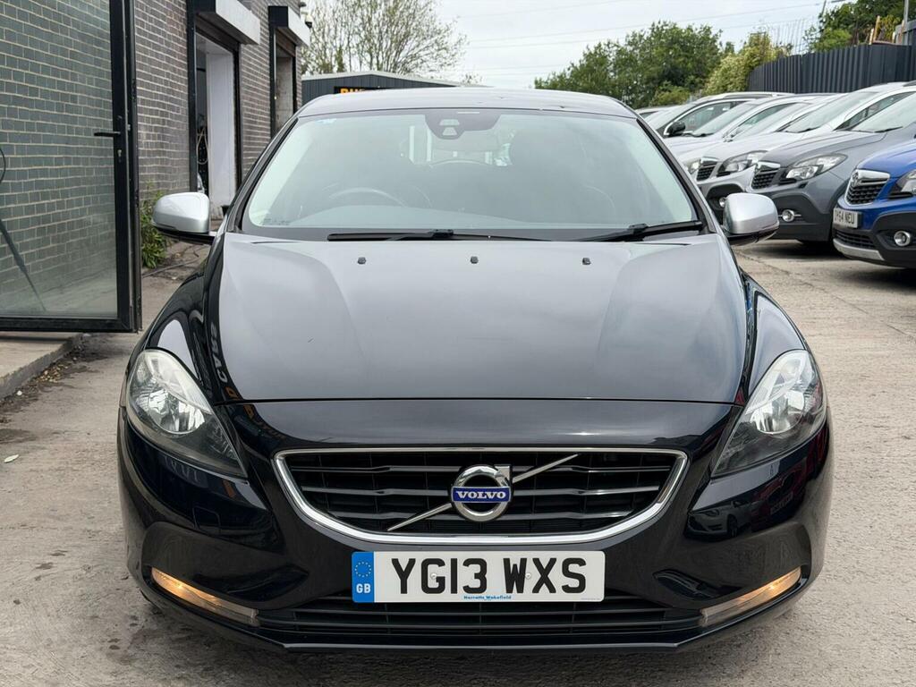 Volvo V40 1.6 D2 Se Euro 5 Ss Black #2